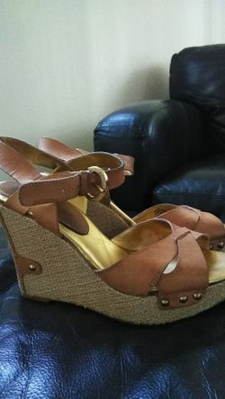 Audrey Brooke wedges