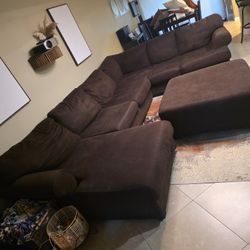 Full Size Sectional Couch With Ottman