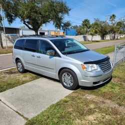 2010 Town &country  Limited 4.0