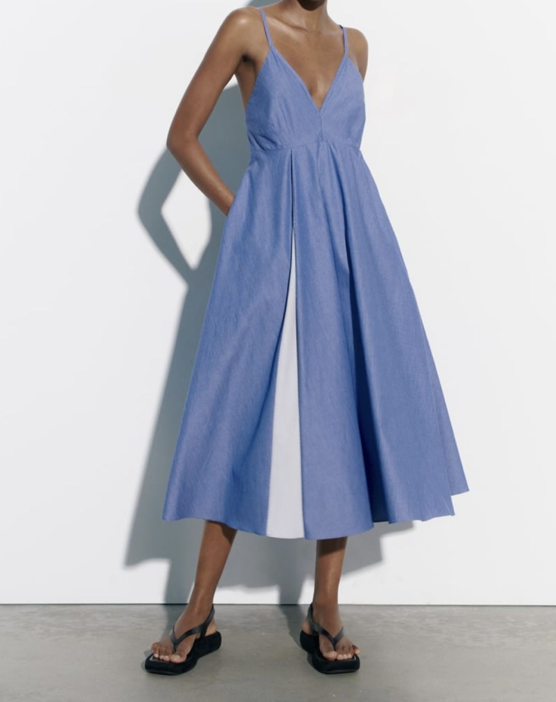 Zara NWT S blue striped poplin dress with spaghetti straps. V neck. Midi  dress. 100% cotton.
