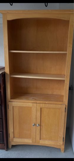 Free book case