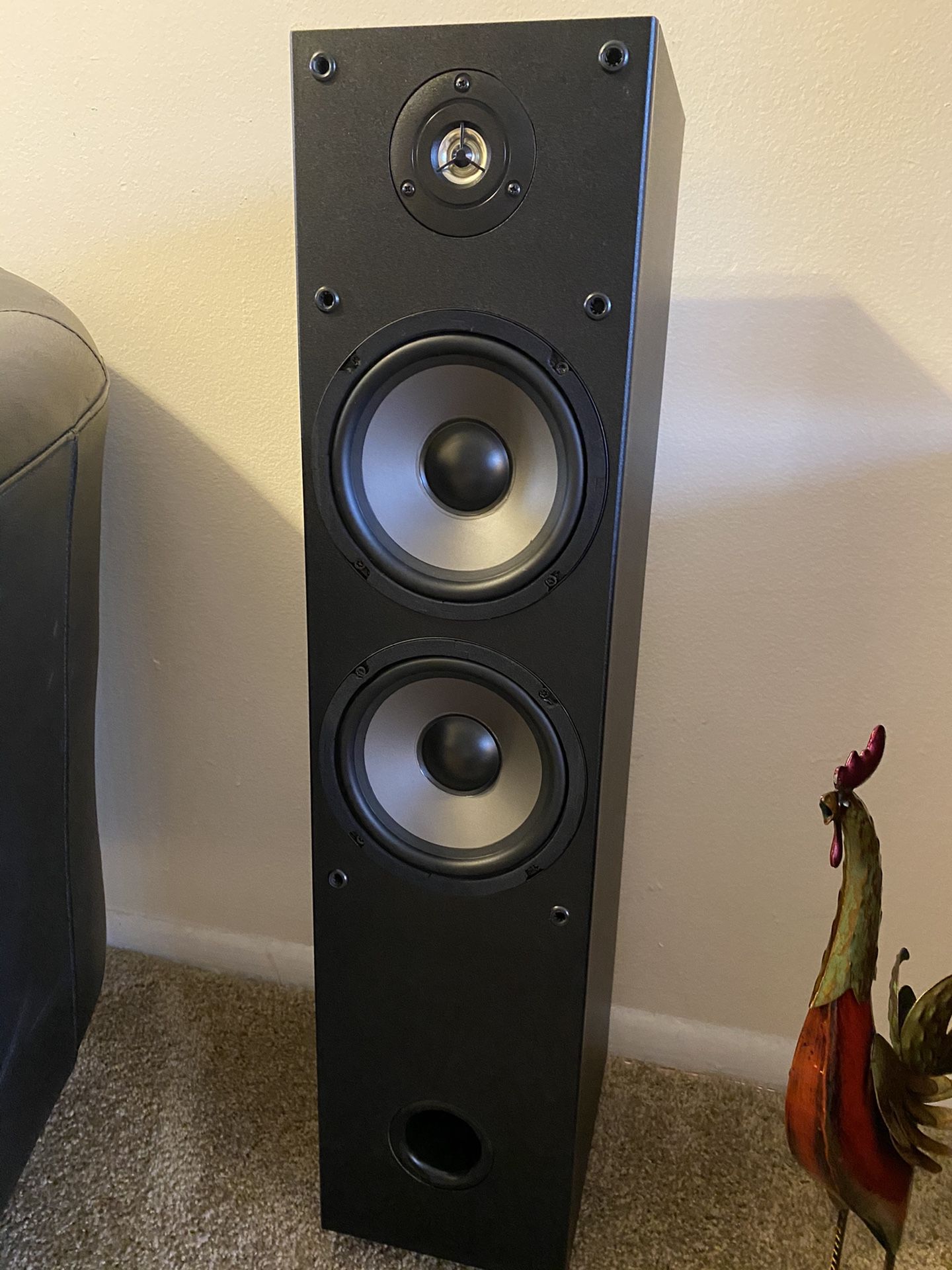 Dayton Audio T652 tower speakers