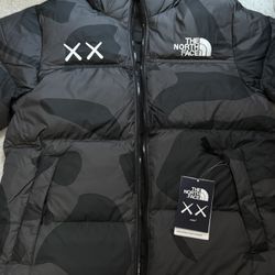 KAWS northface Puffer