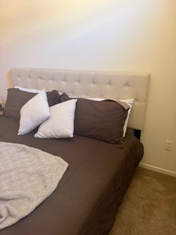 King size bed with mattress