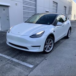 2020 Tesla Model Y