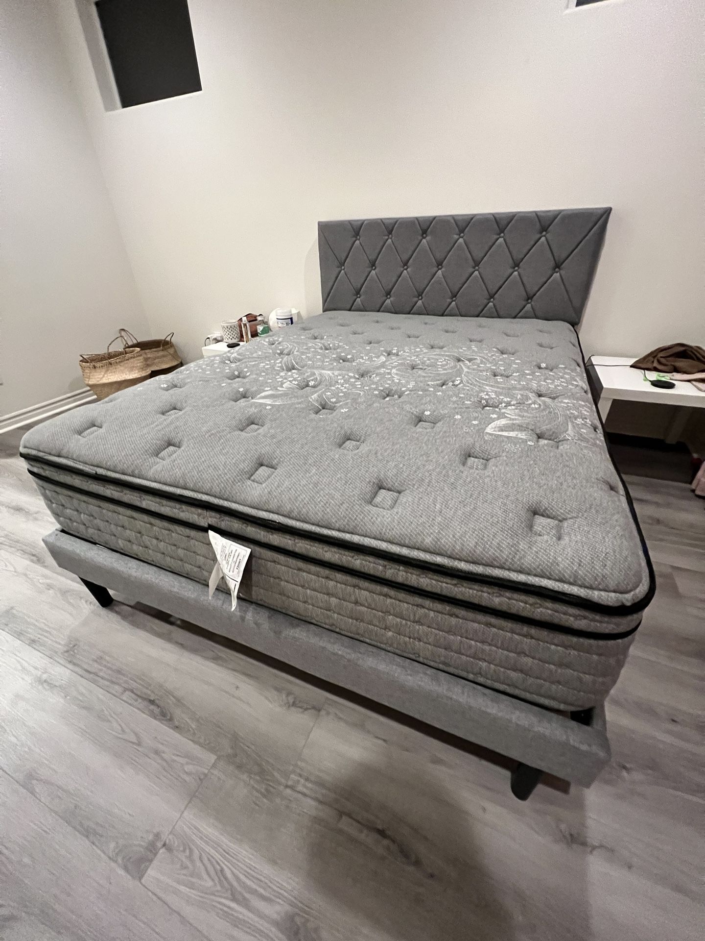 Maxim Mattress Queen Size