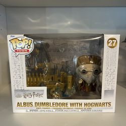DELUXE TOWN Albus Dumbledore with Hogwarts Funko Pop #27 Harry Potter Gambon
