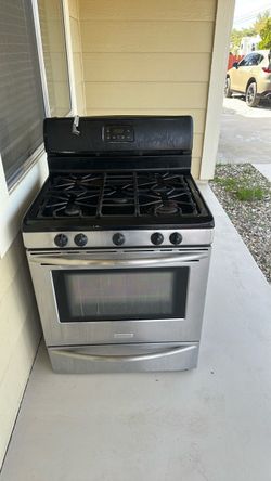 Gas stove