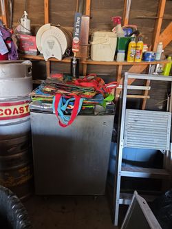 Fridge for keg