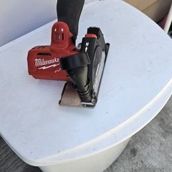 Milwaukee Cut Off 