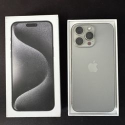iPhone 15 Pro Max - 256gb - Titanium
