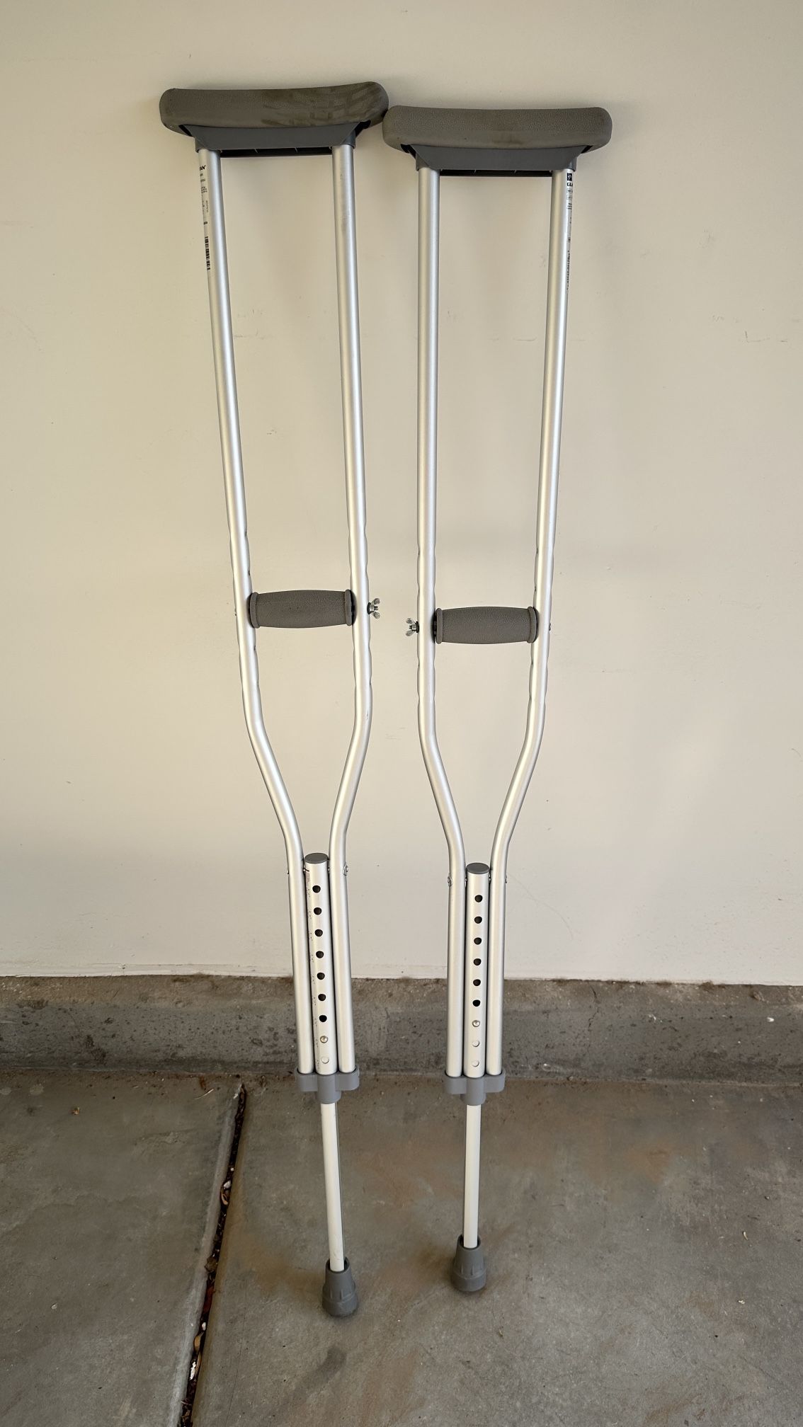Pair of Lightweight, Height Adjustable Crutches