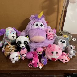 Tummy stuffers With All The Toys In The Tummy 