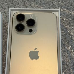 iPhone 14 PRO MAX 256GB Gold UNLOCKED Like New 