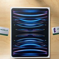 New Black iPad Pro 12.9” 6th Gen 256gb WiFi