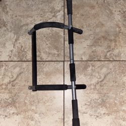 Pull-Up Bar (Description)