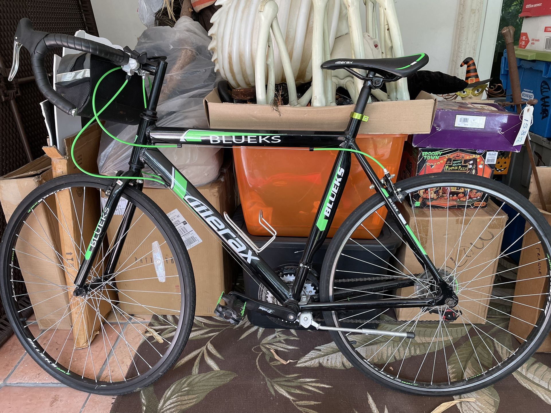 Merax 21 Speed 700c Aluminum Road Bike Racing Bicycle (58 CM)
