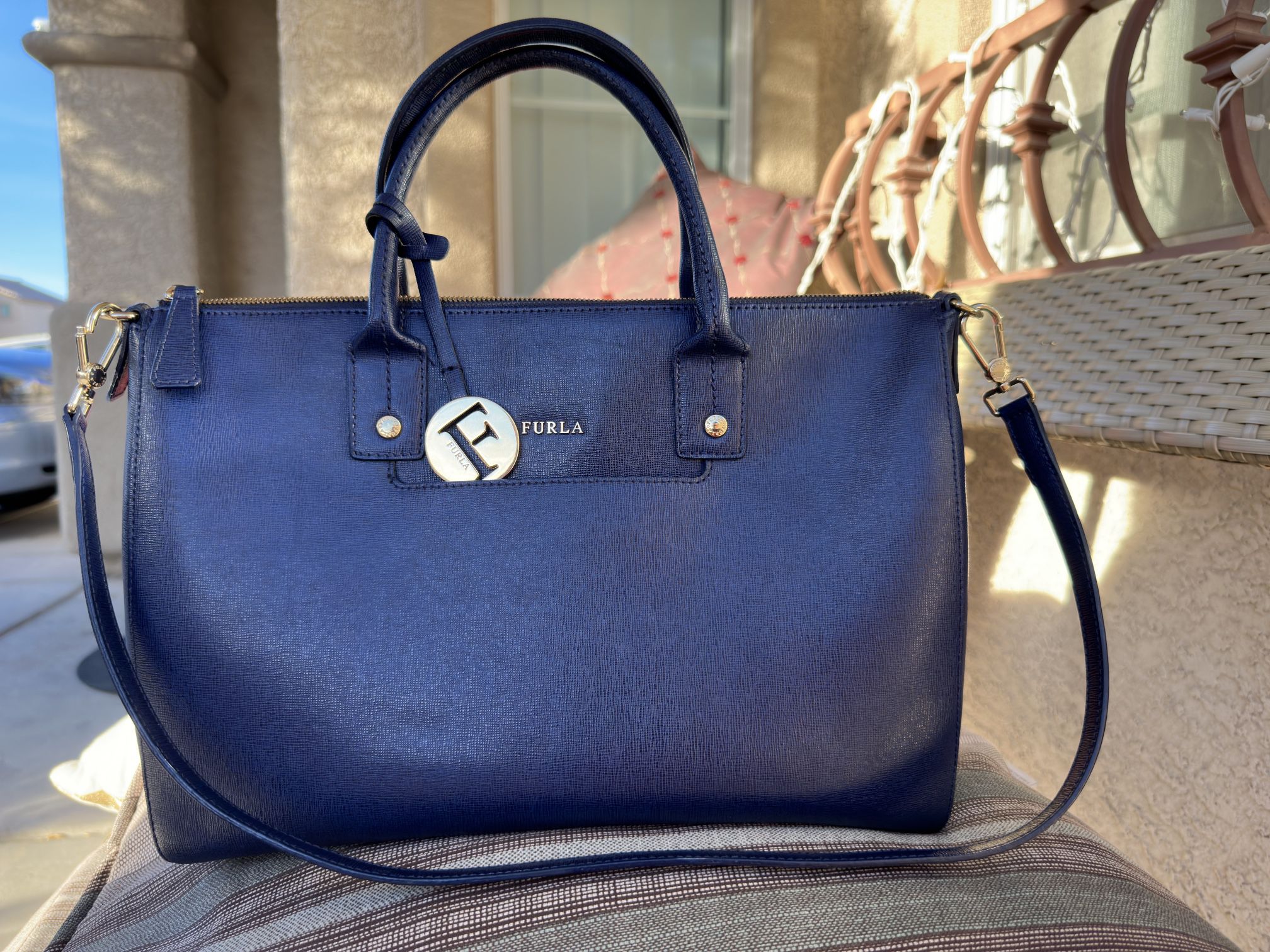 FURLA Handbag Tote Bag Business Bag Dark Blue for Sale in Las Vegas, NV -  OfferUp
