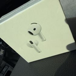 AirPods 4 