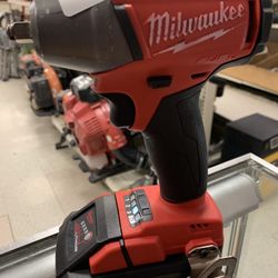 Milwaukee Impact Drill 