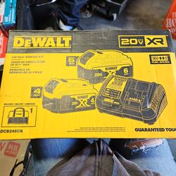 DeWalt  20V MAX STARTER KIT