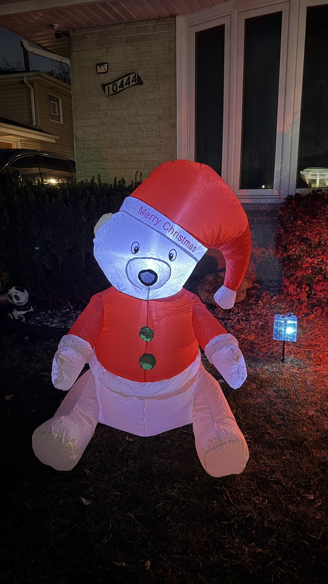 4' Self Inflating Christmas BEAR Indoor/ Outdoor Decoration Inflatable Like New check more pictures