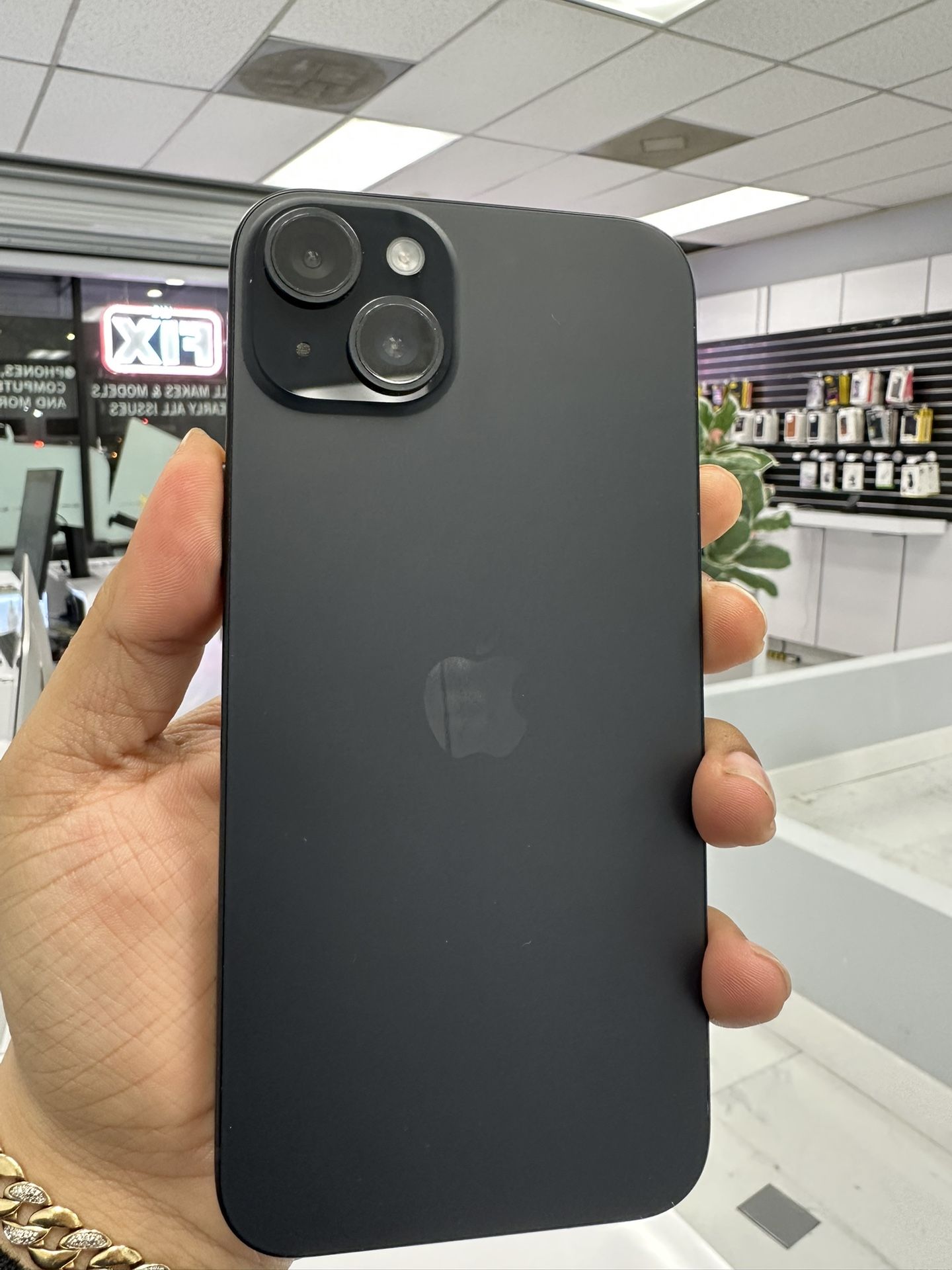 iPhone 15 Plus 128GB Unlocked (Financing Available)