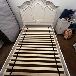 Wooden Full Bed With Headboard And Footboard