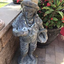 Cement    Statue