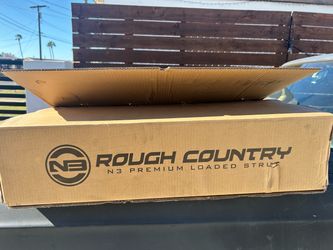 Rough country 3.5 struts