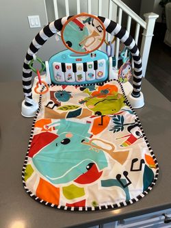 Baby playmat