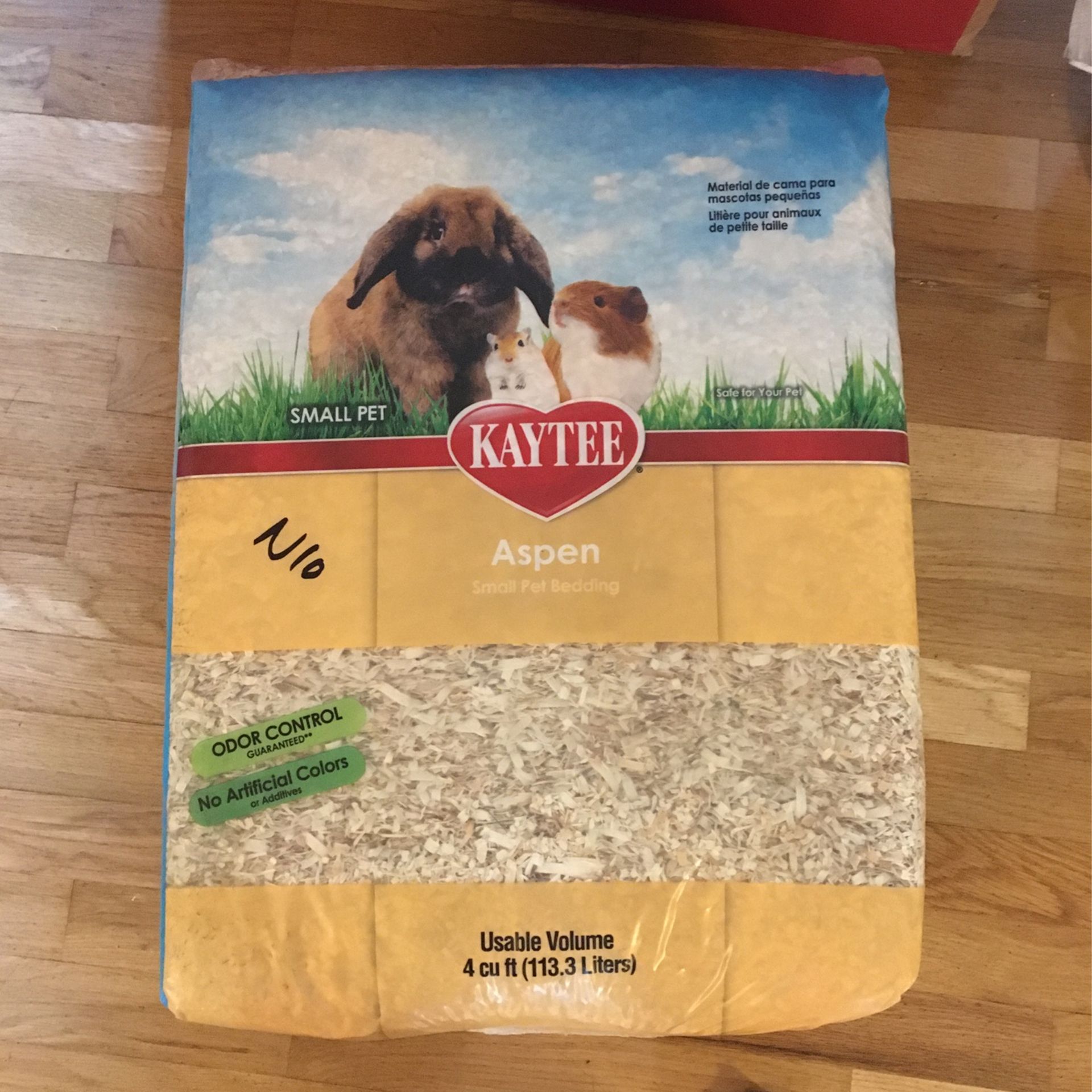 Kaytee Aspen Small Animal Bedding, 113 Liters (4 cubic ft.)