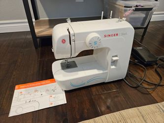 Singer Start sewing machine