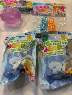 Squishy gum drops baby bears