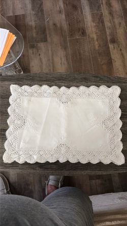 Lace Decorative Placemats