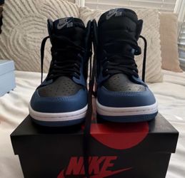 Air Jordan 1 High OG Dark Marina Blue