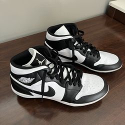 Nike Air Jordan 1 Mid TD Panda Football Cleats FJ6805-100 Men’s Size 13 US