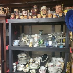 Vintage Collectible Sale Prices Vary