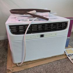 AIR CONDITIONER 