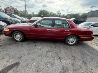 2002 Ford Crown Victoria