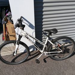 Trek Mountain Bike