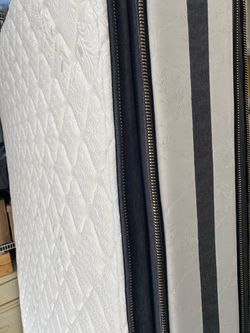Queen reversible mattress