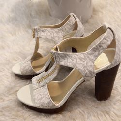 Mk Heels (size 6)