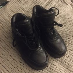 Nice leather Nike boots size 7 1/2 only $40 firm