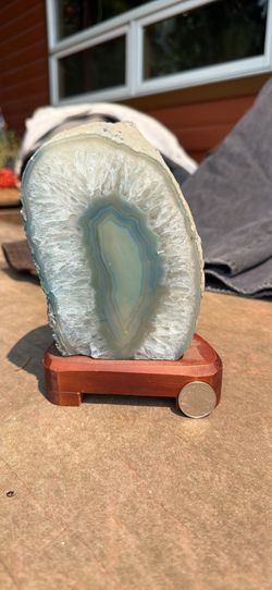 Agate crystal lamp - missing light bulb