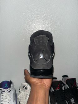 Black cat 4s 2020