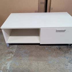 Lateral file/ Credenza/ Tv Stand