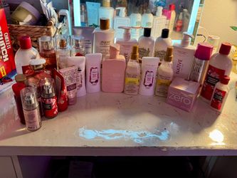 Random bath and body bundle with NEW & USED ITEMS
