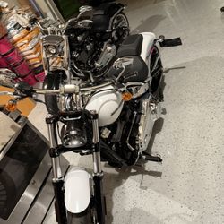 Harley Davidson Breakout 117 2023
