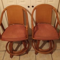 Classic Rattan Inc  Swivel Bar Chair 